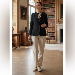 Ann Taylor Cropped Black Blazer – Size M – New Without Tags – Classic One Button